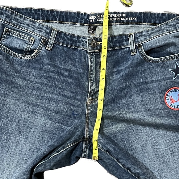 Gorgeous Gap Distressed Jeans W/ Patches (Sz 16) - Picture 4 of 7
